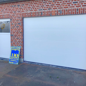 Chassis PVC et porte de garage - Leuze